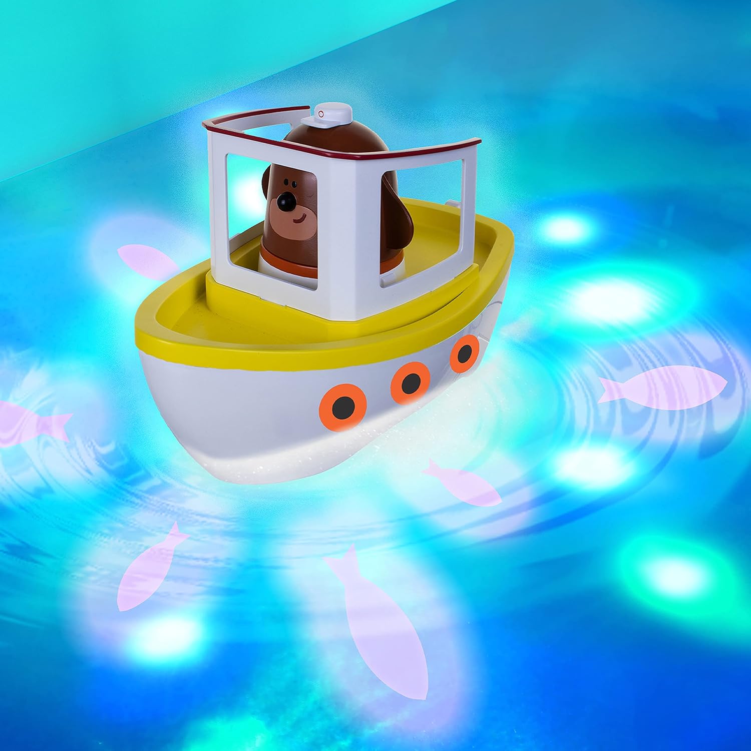 Hey Duggee Lightshow River Boat - Floating Bath Toy with Underwater Lights, Scoop & Pour, 3 Years+ 1