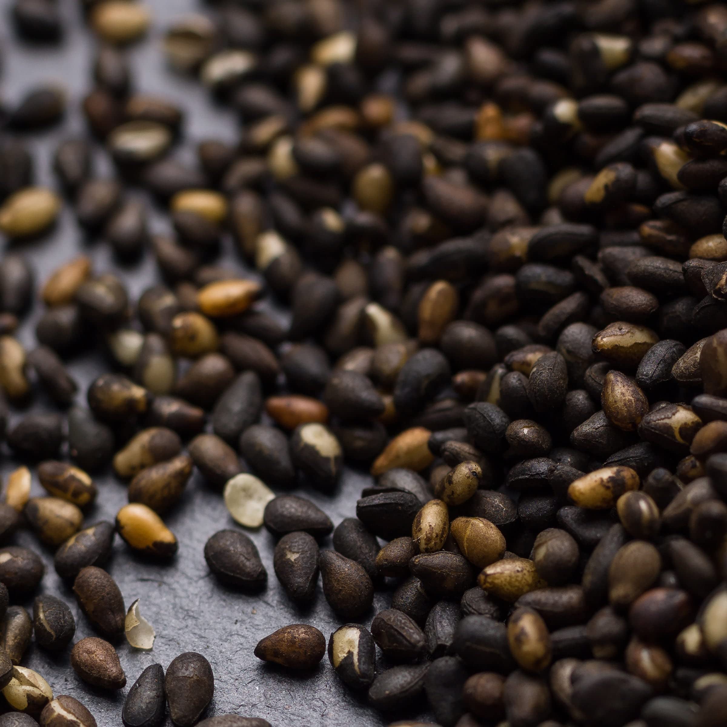 Emma Basic Roasted Black Sesame Seeds - High Fibre Source of Protein | 1 kg 2