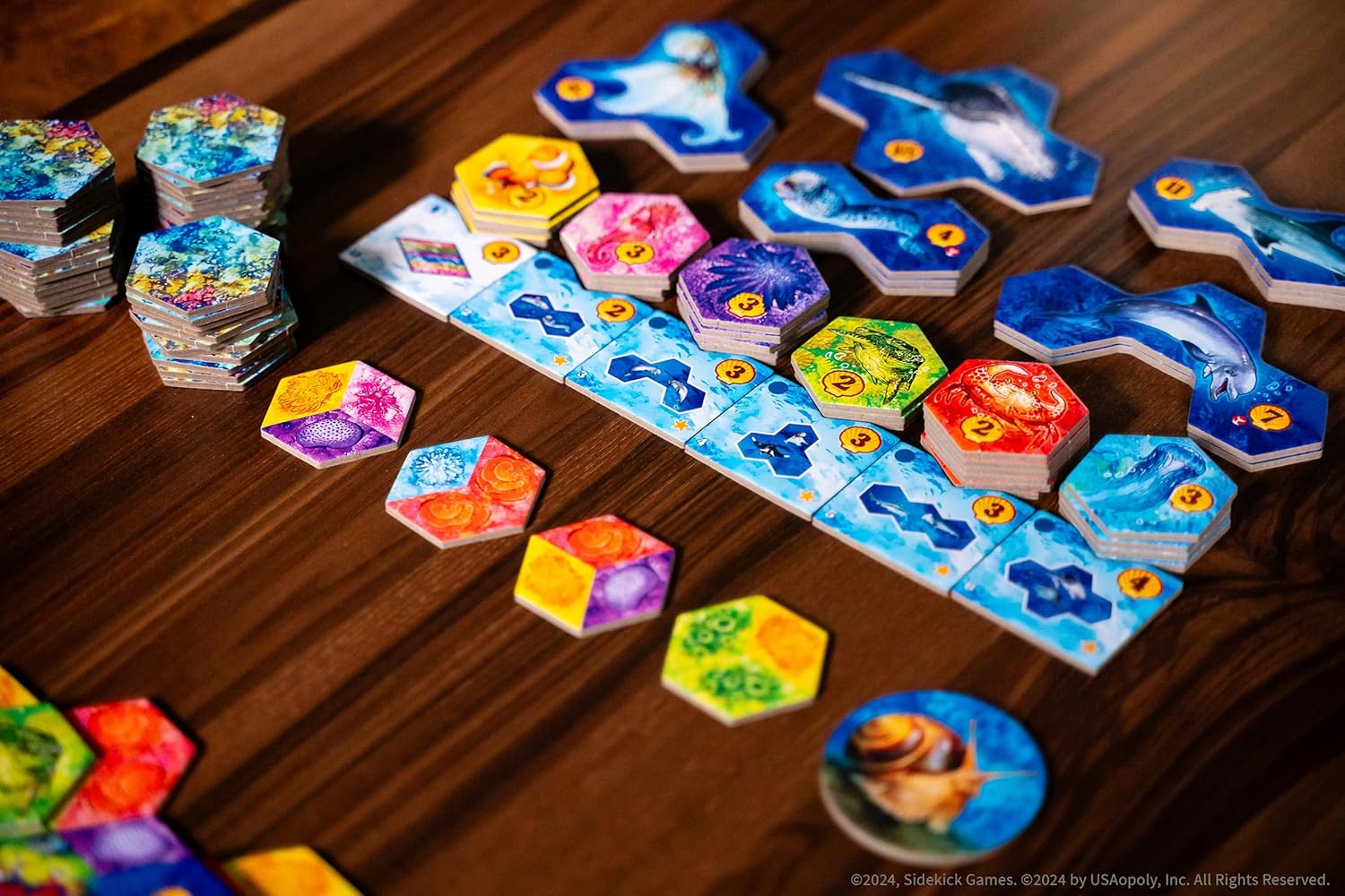 USAopoly Aqua Board Game with Art by Vincent Dutrait 7