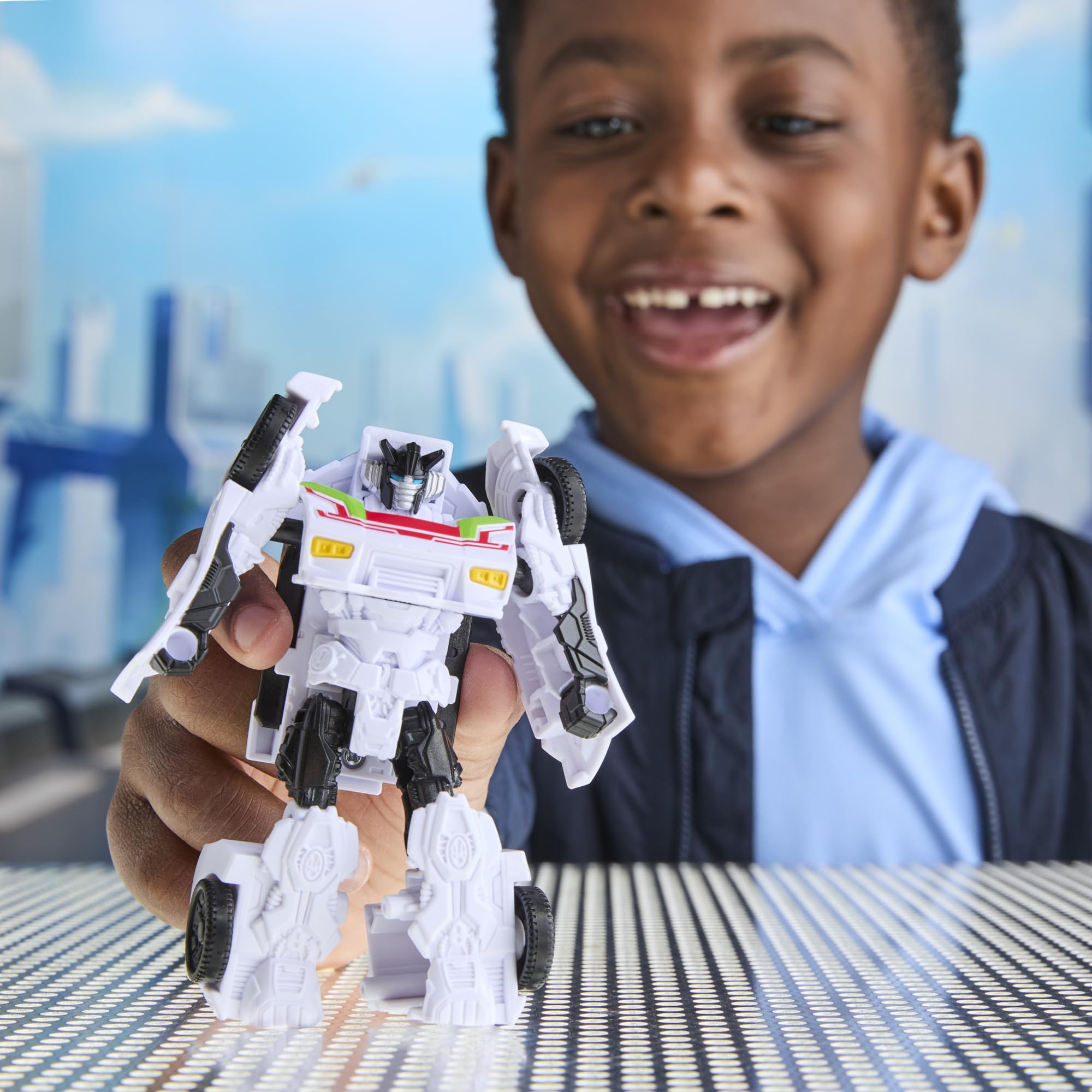 Transformers CYBERWORLD Wheeljack Action Figure - 2-in-1 Conversion | 4-Inch Robot 3