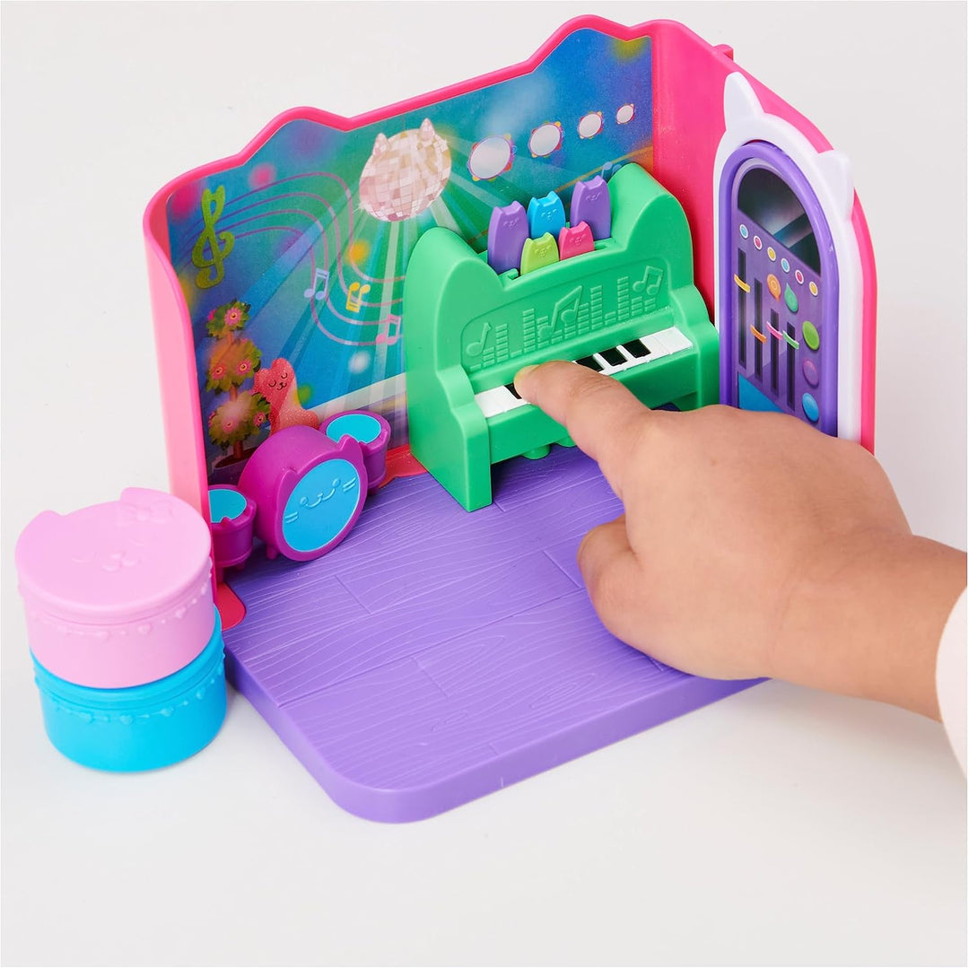Gabby’s Dollhouse Groovy Music Room Playset with Daniel James Catnip Figure - Ages 3+