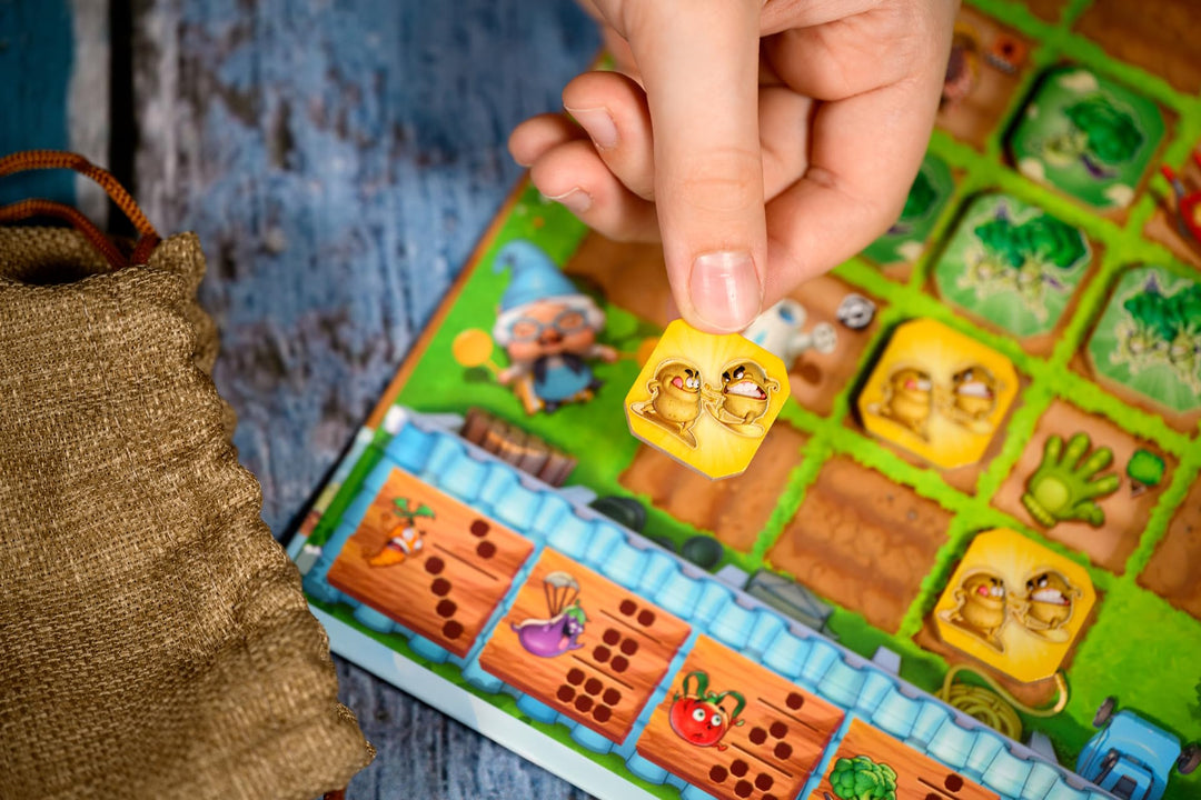 SPACE Cowboys | Garden Rush | Board Game | Ages 10+ | 2 Players | 30 Minute