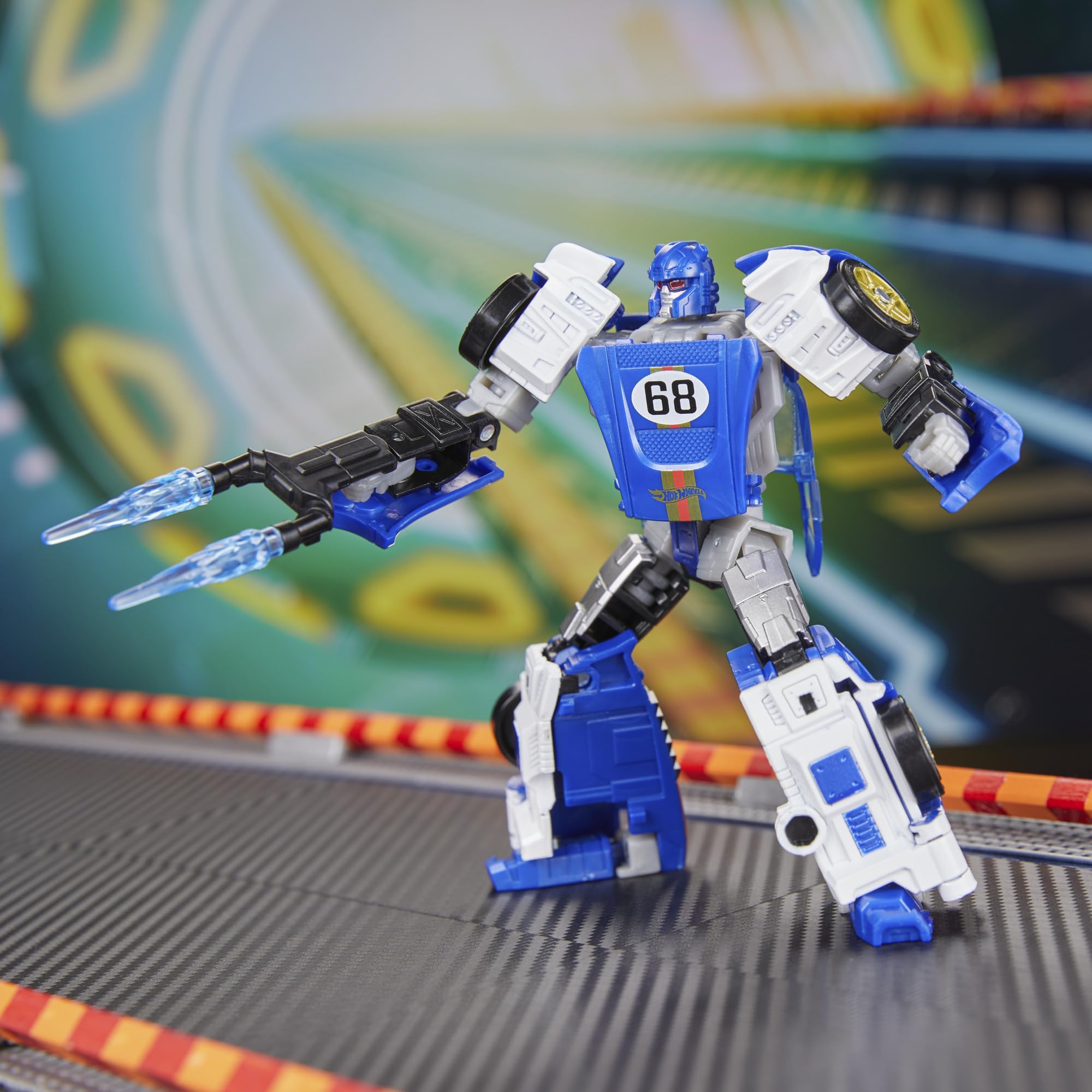 Transformers Hot Wheels El Segundo Coupe Deluxe Class Figure | Converts in 17 Steps | 12.5 cm Robot Mode 6