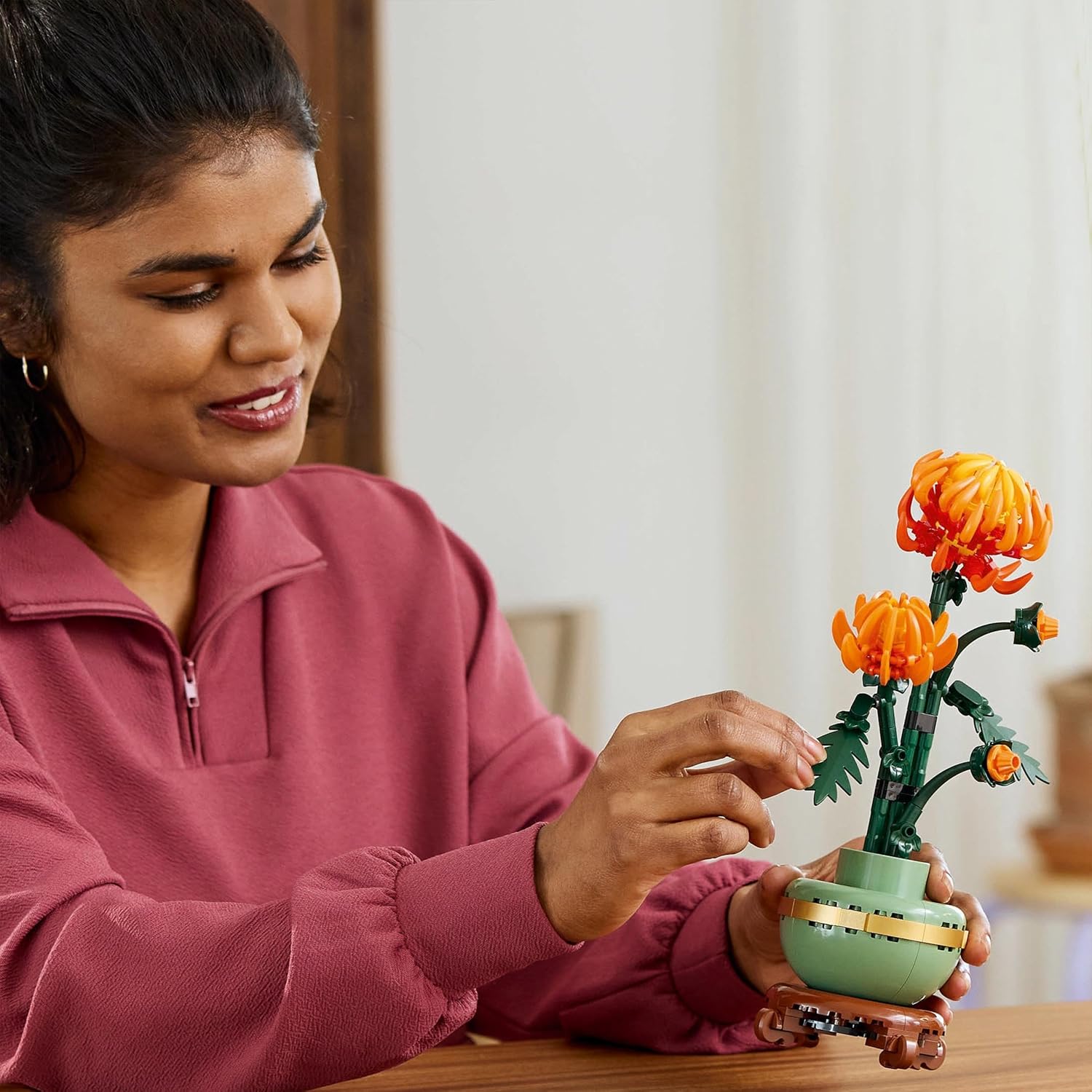 LEGO Icons Chrysanthemum Flower Building Set - 278-Piece Creative Kit for Adults 7
