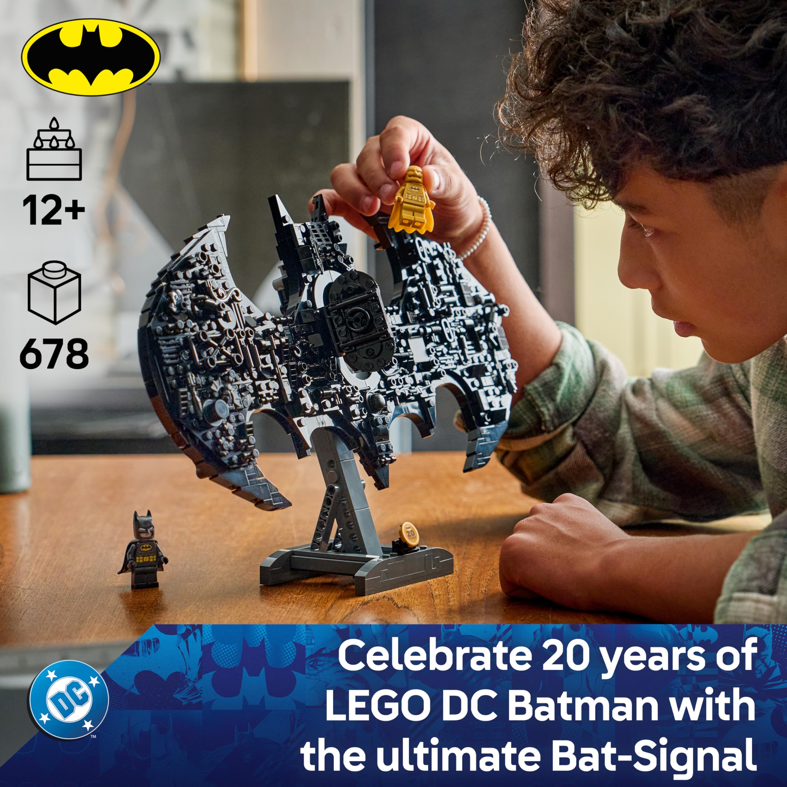 LEGO DC Batman Logo Building Set 76330 - 2 Minifigures | Ages 12+ | Display Model 2