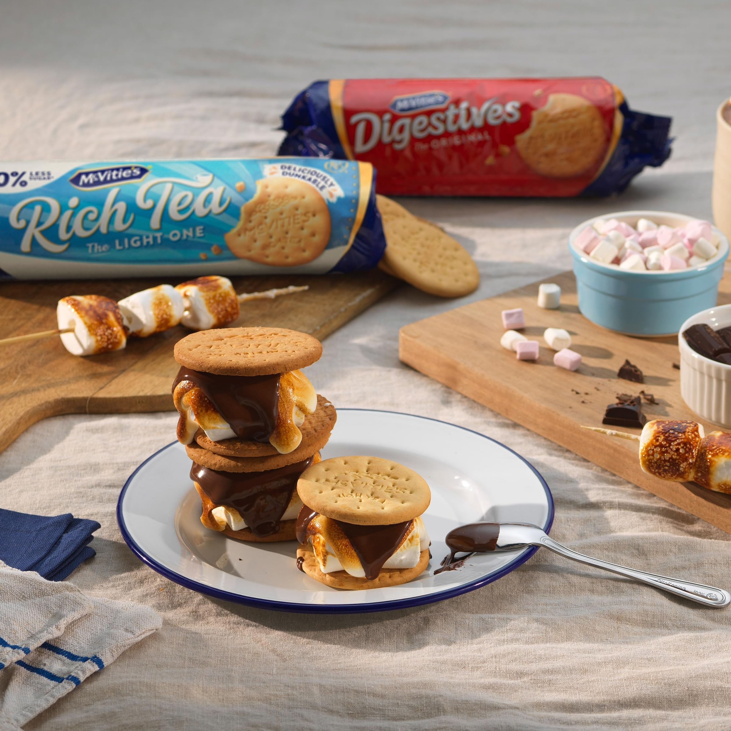 McVitie's Rich Tea Classic Biscuits Twin Pack, 600 g 3