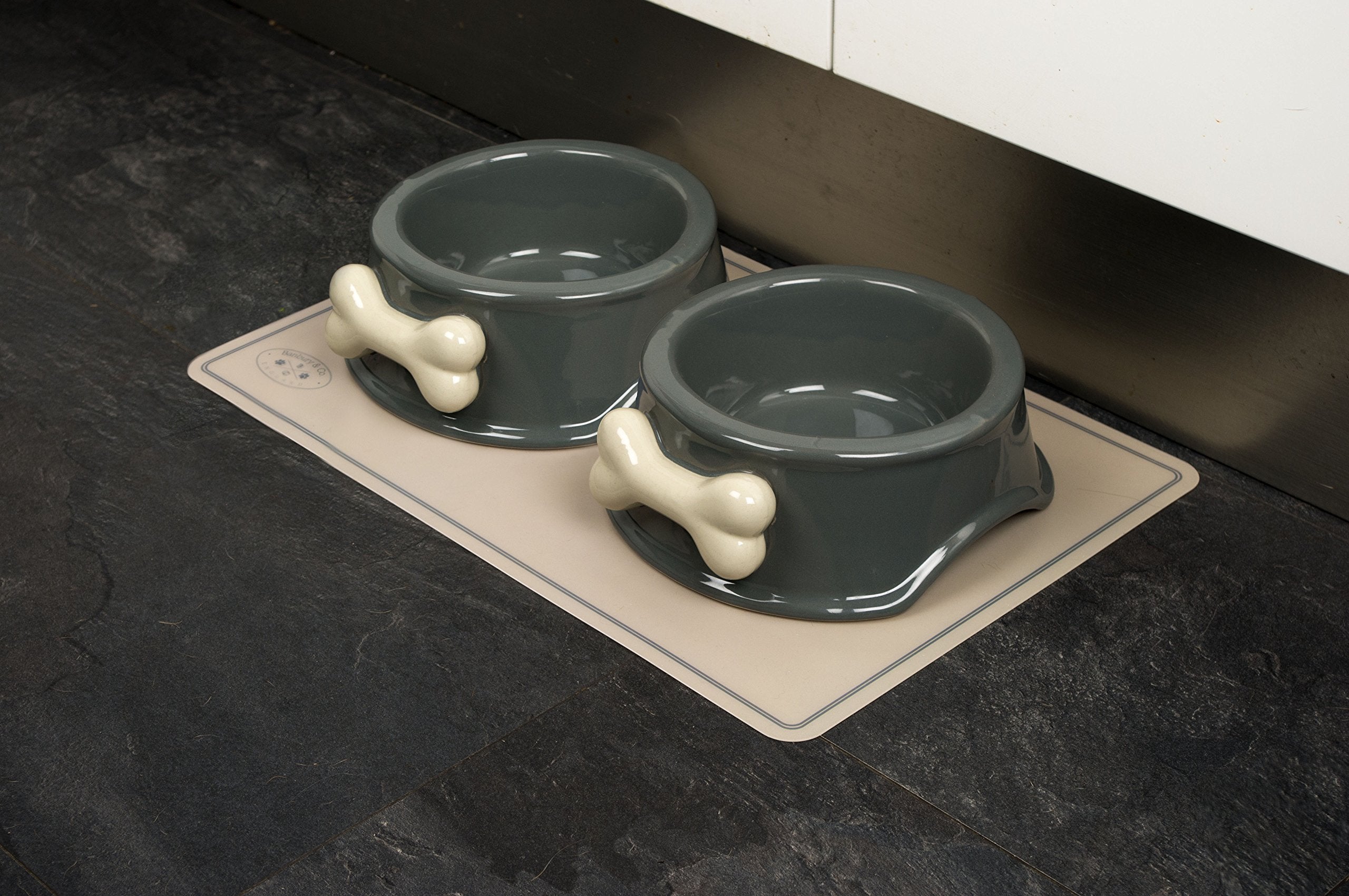 Banbury & Co Luxury Dog Feeding Mat - Non-Slip Base, Easy Clean | 45 x 30 cm