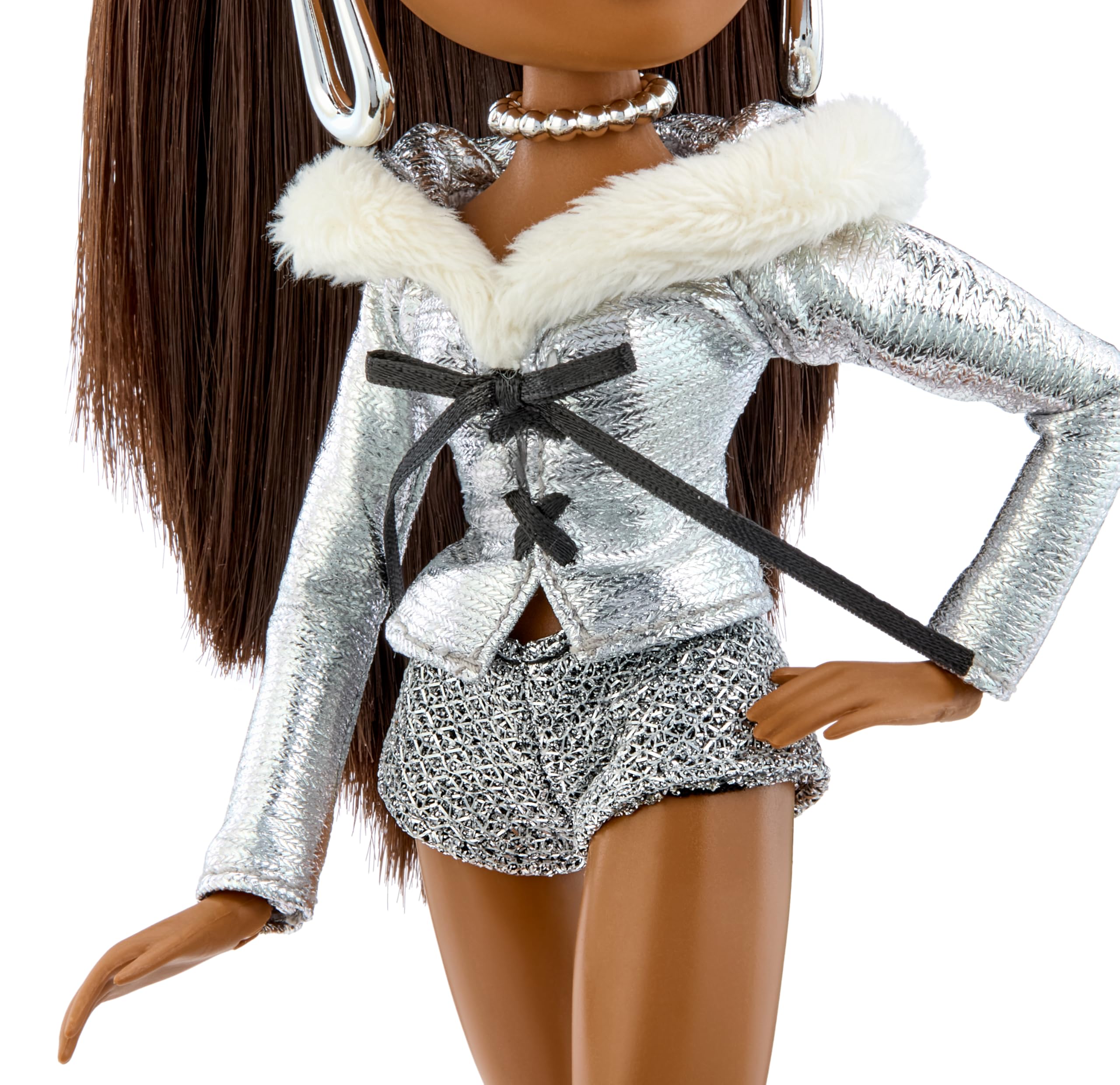 Bratz Charmz Sasha Fashion Doll | Collectible Charm Bracelet | Multicolor Plastic 5