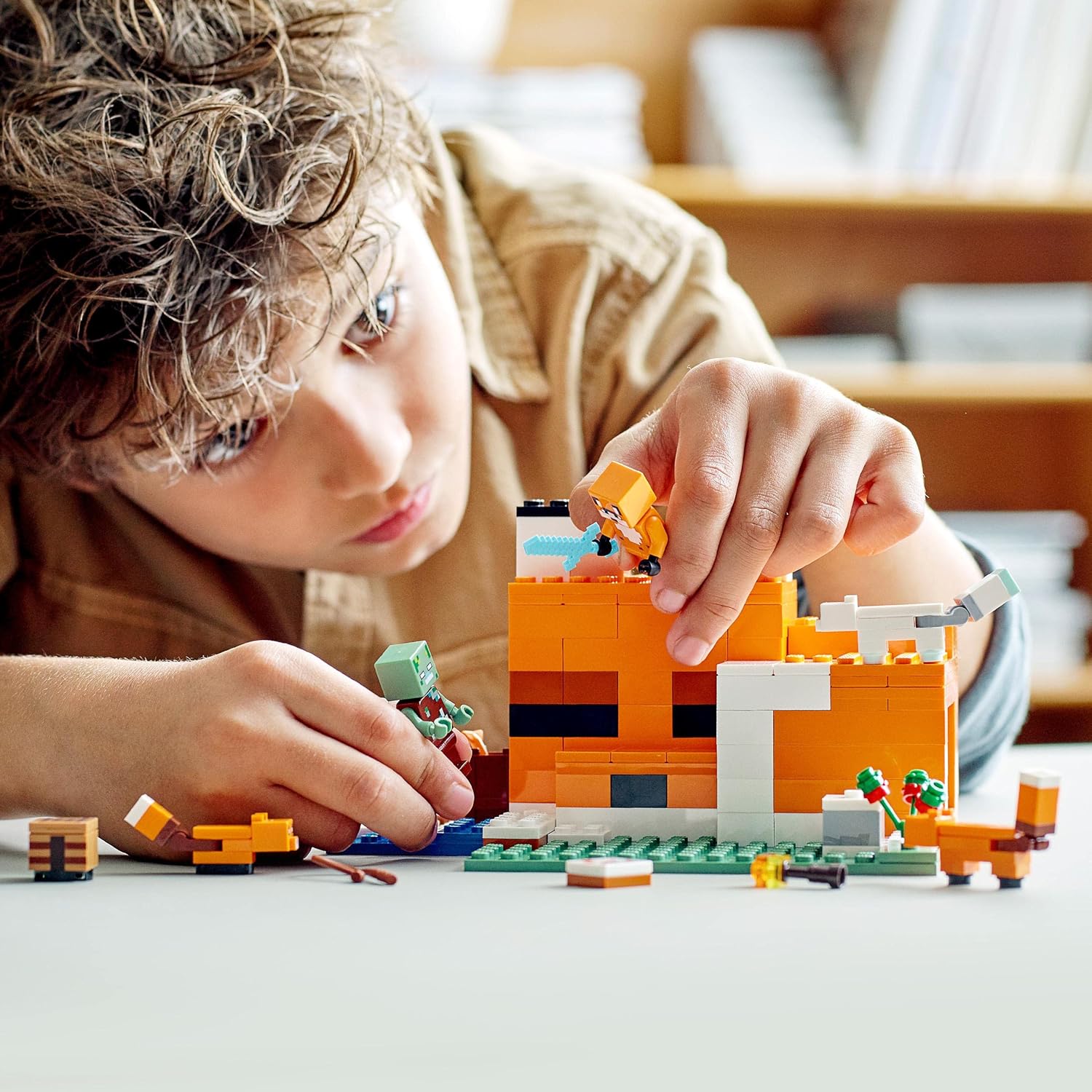 LEGO 21178 Minecraft The Fox Lodge Building Set - Fox-Shaped House with Drowned Zombie & Fox Figures for Kids 8+ 6