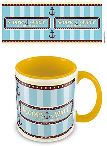 Tasse en céramique Stranger Things avec scoops Ahoy Graphic dans une boîte de présentation