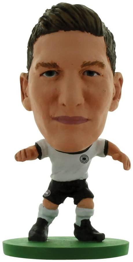 SoccerStarz Germany International Figure Blister Pack Featuring Holger Badstuber in Home Kit - Yachew