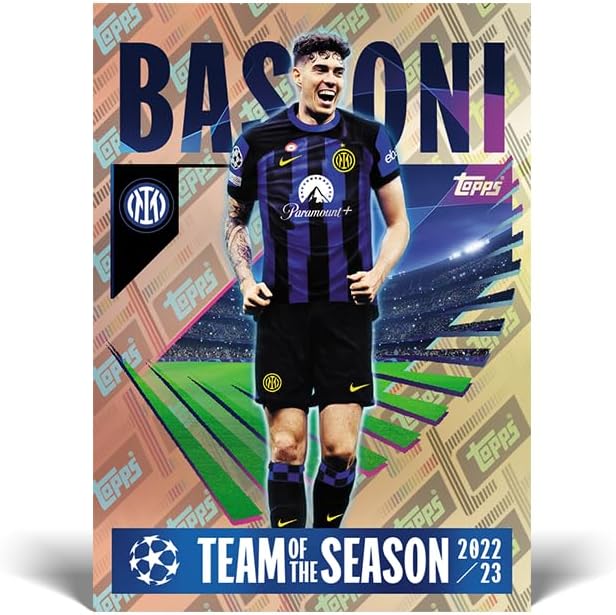 Topps UEFA Champions League Stickers Starter Pack with 80 Page Album and 2 Packets of Stickers