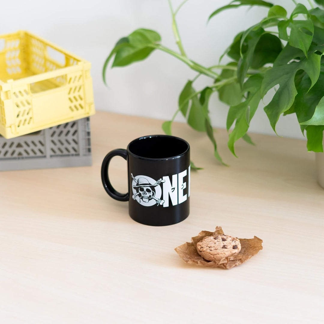 Grupo Erik One Piece Netflix Ceramic Mug | 35 cl / 350 ml /Coffee Mug | Tea Mug