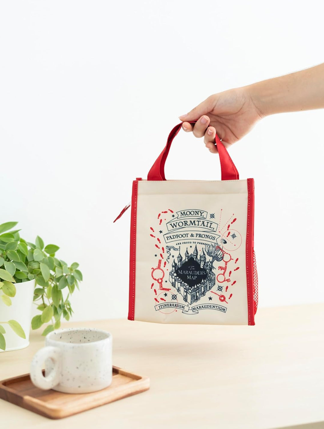 Grupo Erik Harry Potter Lunch Bag | 8 x 9 x 5 inches - 20 x 23 x 13 cm | Insulated Lunch Bag