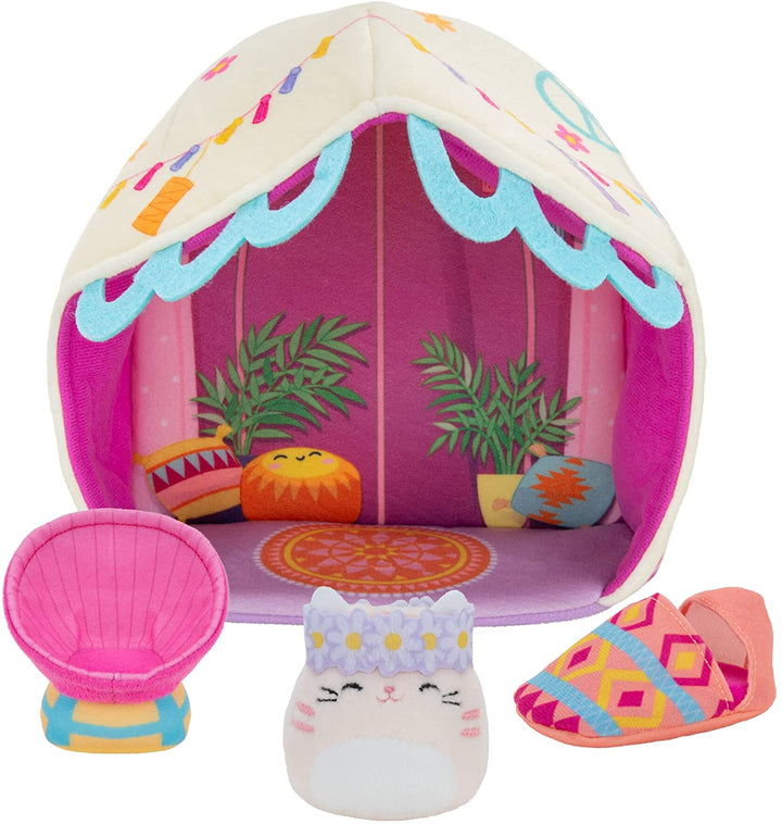 Squishville SQM0210 Deluxe Glamping Includes 2-Inch Paulita The Pink Tabby Cat,