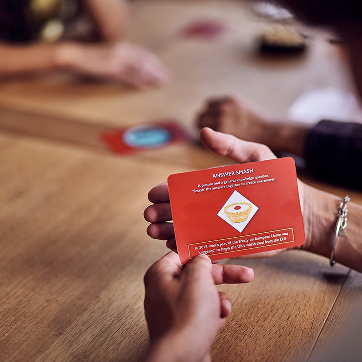 Richard Osman's Official House Of Games Card Game