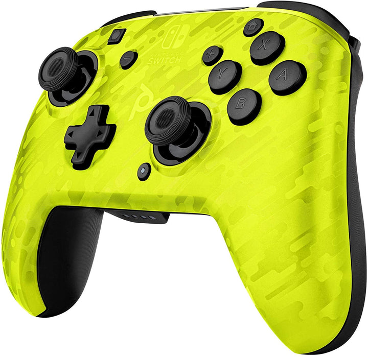 Controlador PDP Faceoff Deluxe + Interruptor inalámbrico de audio Camo Amarillo