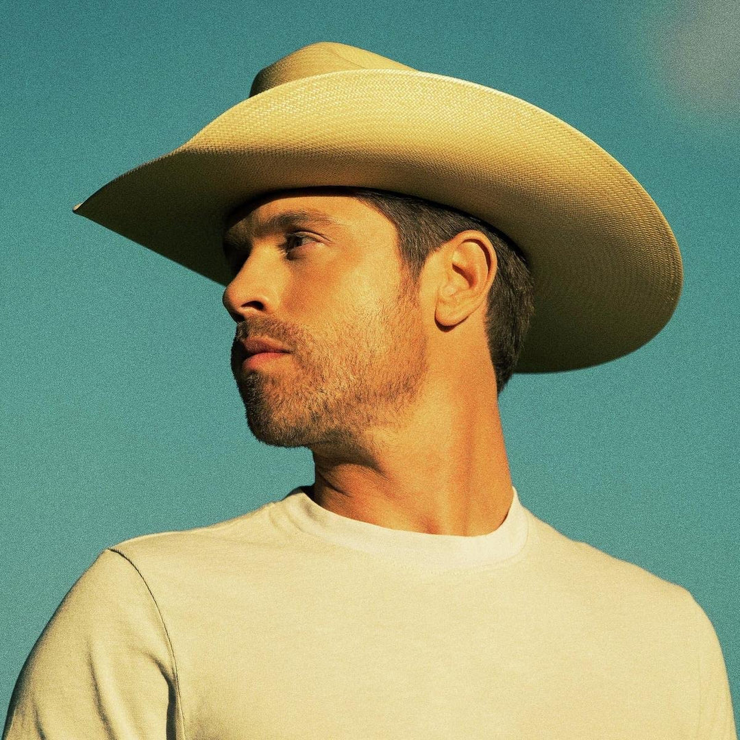 Dustin Lynch  - Blue In The Sky [Audio CD]