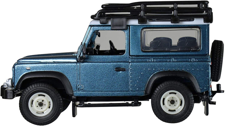 Britains 1: 32 Land Rover Defender Blue with Roof Rack & Winch - Collectable Farm Vehicle 4x4 Car Toy - Suitable from 3 Years