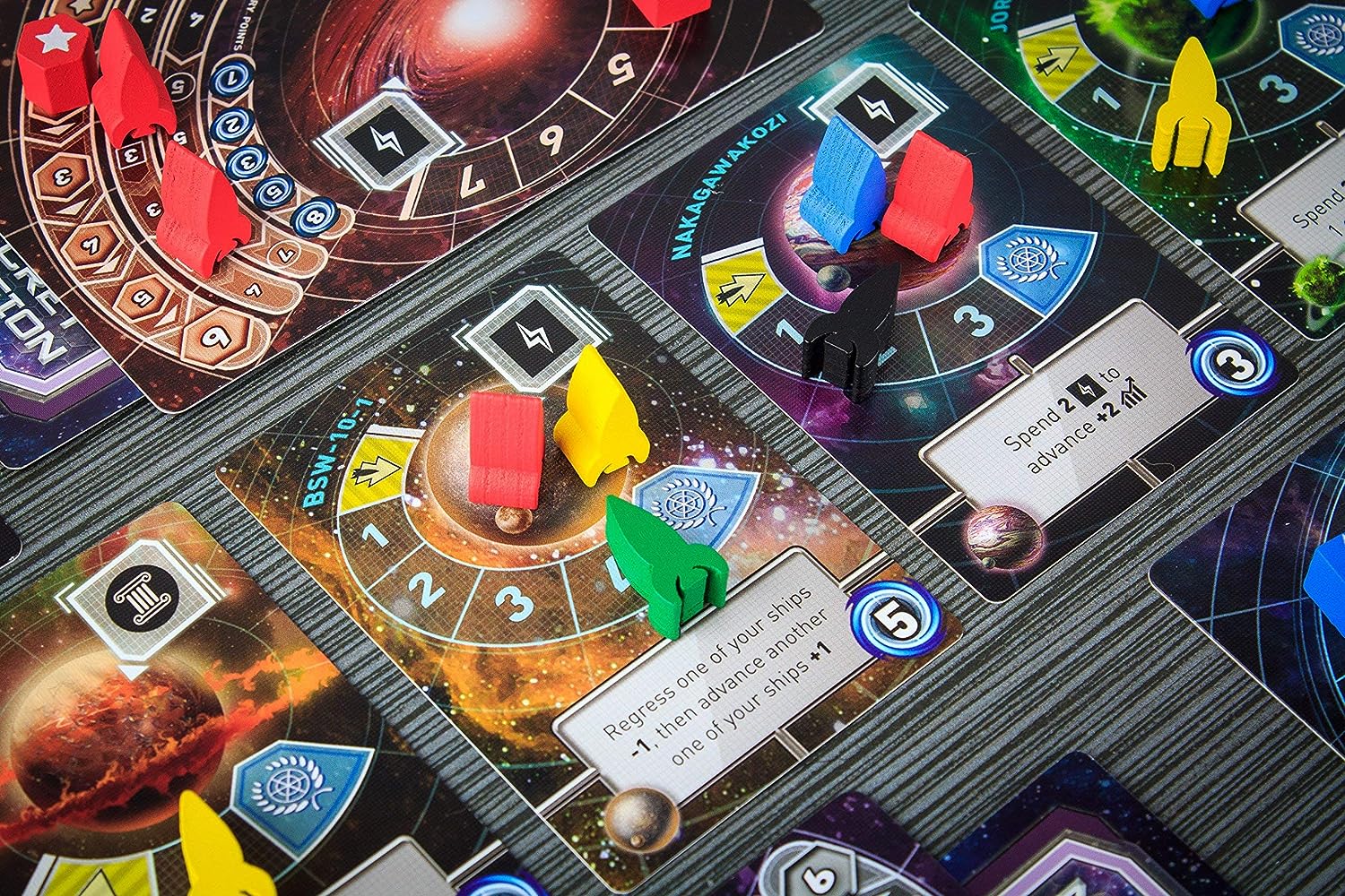 Gamelyn Games Tiny Epic Galaxies: Beyond the Black Expansion 2